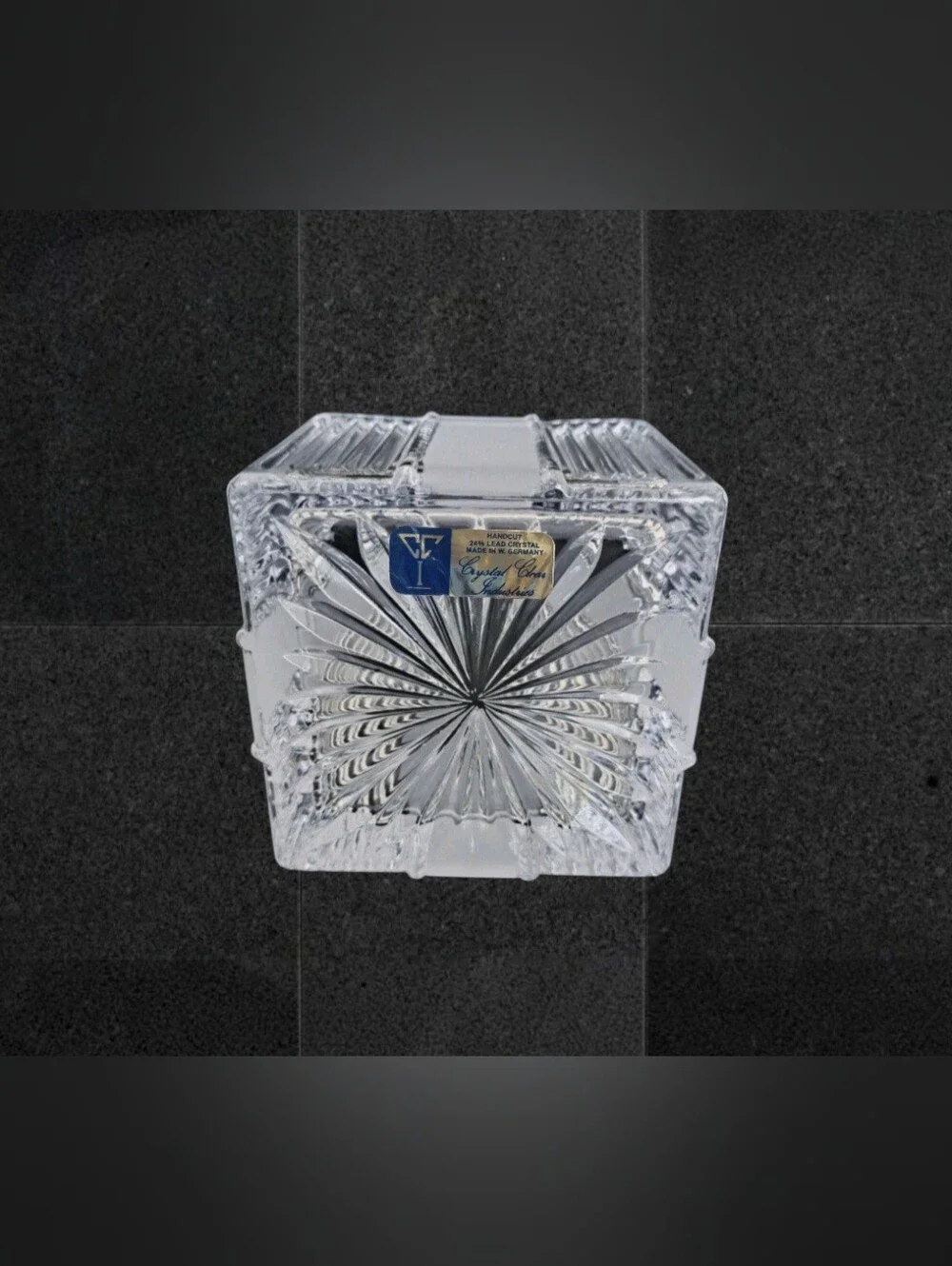 VINTAGE ANNAHÜTTE GLASSWORKS TRINKET BOX 24% PbO REAL LEAD CRYSTAL 3 1/4